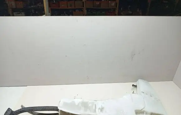 BMW X3 F25 Lamp washer fluid tank 