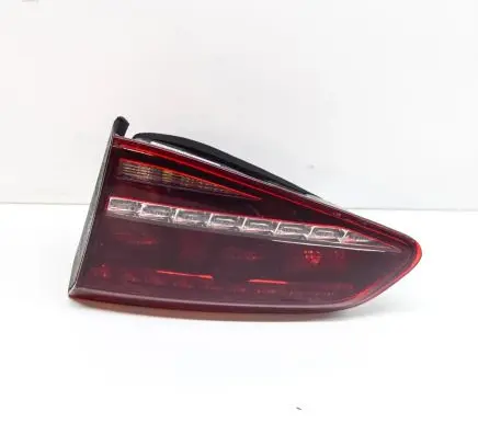 Volkswagen Golf VII Tailgate rear/tail lights 5G0945308E