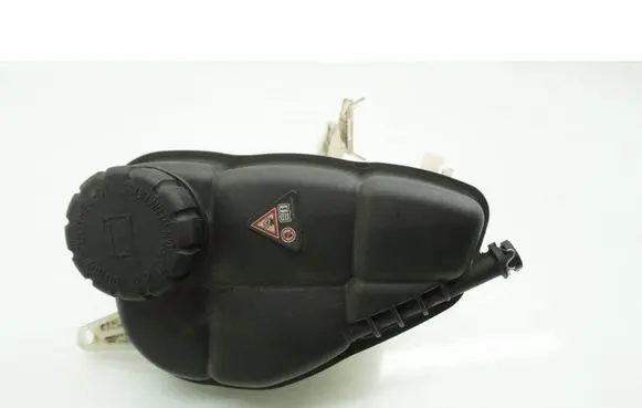 Mercedes-Benz SLK R172 Coolant expansion tank/reservoir A1725000249