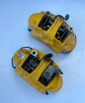 Alfa Romeo Giulia Front brake caliper