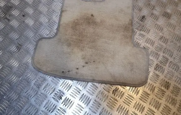Mercedes-Benz E A207 Rear floor mat A2076840203