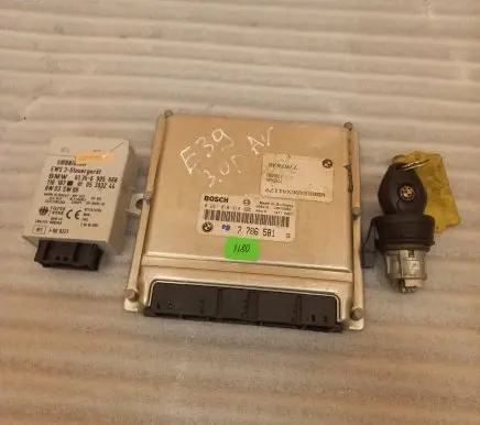 BMW 5 E39 Engine control unit/module 7786581 0281010314