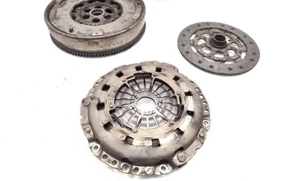 BMW 1 E81 E87 Clutch set kit 7594444