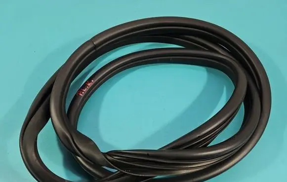 Hyundai Elantra VII Front door rubber seal IMPRK1566773