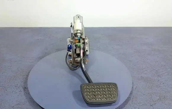 Lexus IS III XE30 Accelerator throttle pedal