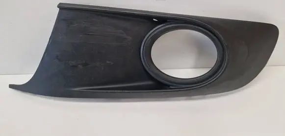 Volkswagen Caddy Front grill 2K5853665A