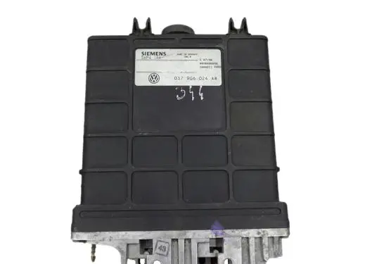Volkswagen Golf V Engine control unit/module 037906024AR