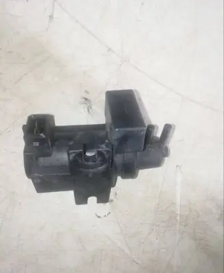 Land Rover Range Rover L322 Vacuum valve 7796634 06T076