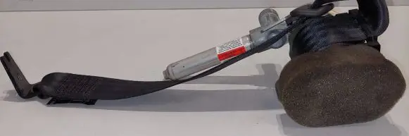Volvo C30 Rear seatbelt 30642227