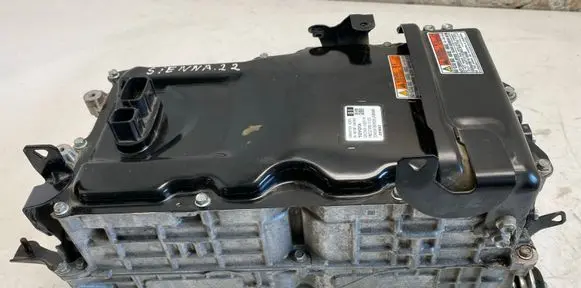 Toyota Sienna XL40 IV Voltage converter inverter G92A008010
