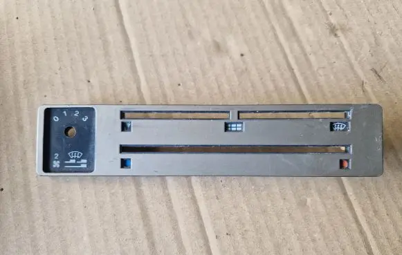 Volkswagen Golf I Climate control/heater control trim 992396082 161919383