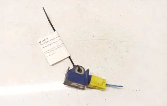 Mercedes-Benz E W212 Airbag deployment crash/impact sensor A2128204926