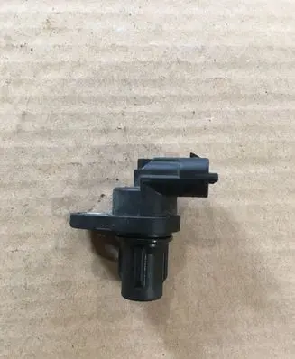 Mercedes-Benz GL X164 Camshaft position sensor 0232103050 A0041539628