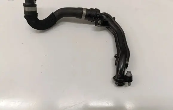 Mercedes-Benz E W214 Engine coolant pipe/hose A2068300602
