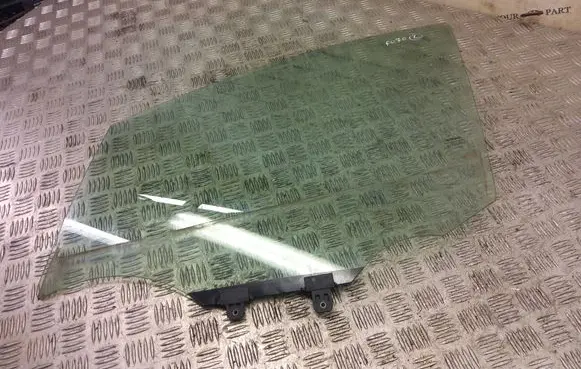 Nissan Micra K14 Front door window glass four-door 43R000929