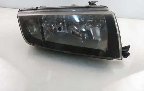 Skoda Fabia Mk1 (6Y) Headlight/headlamp