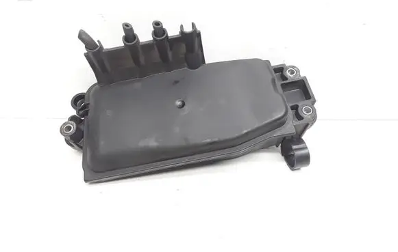 Mercedes-Benz E C207 W207 Vacuum air tank A6510700568