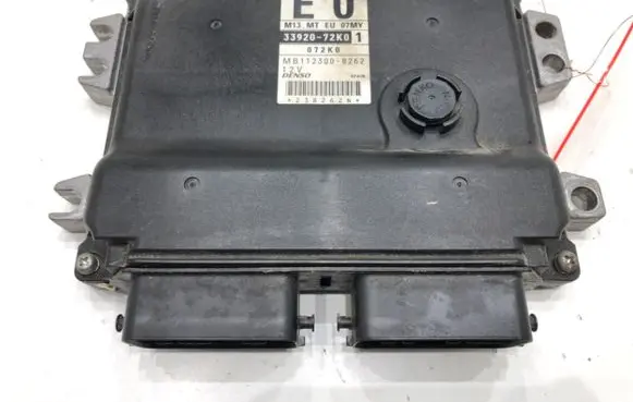 Suzuki Swift I Engine control unit/module ECU 33920-72K0