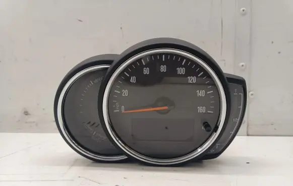 Mini Cooper Countryman F60 Speedometer (instrument cluster) 8779670