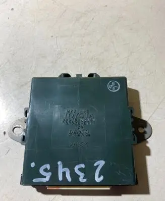Lexus IS 220D-250-350 Parking PDC control unit/module 8967053040