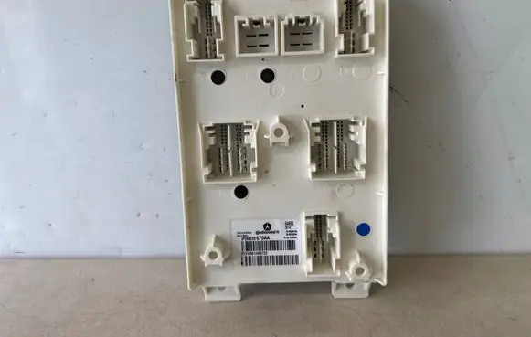 Maserati Ghibli Comfort/convenience module 68226670aa