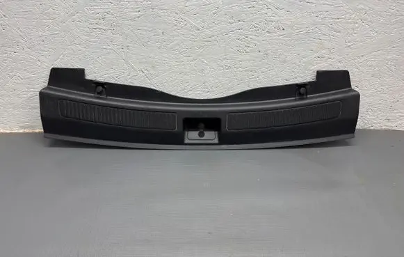 Opel Insignia B Trunk/boot sill cover protection 331883181
