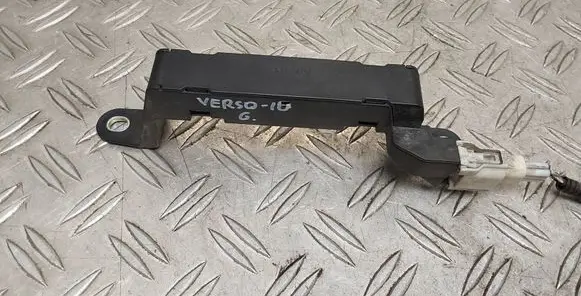 Toyota Verso Keyless system antenna 8999730070