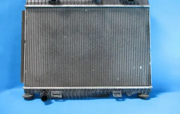 Ford B-MAX Radiator set 8V518005DG