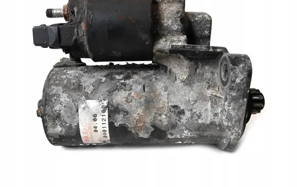 Volkswagen Golf VII Starter motor 000112100