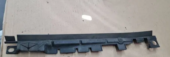 Audi A4 S4 B9 Intercooler air guide/duct channel 8W0121292B