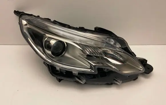 Peugeot 2008 I Headlight/headlamp 9677810280 90015176