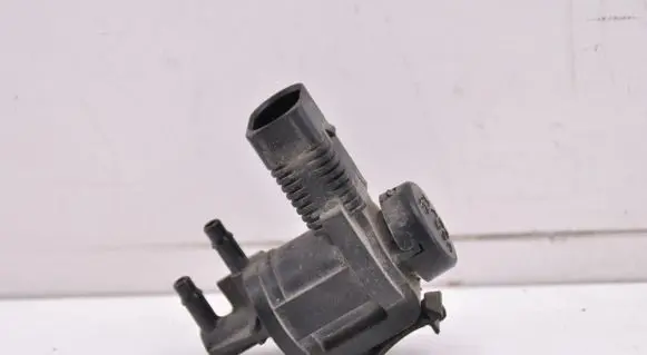 Audi Q7 4L Brake central valve 1K0906283