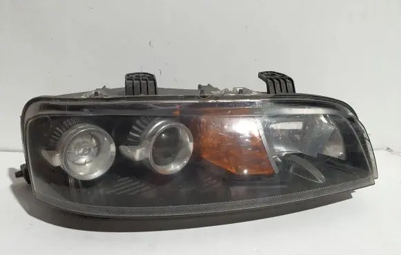 Fiat Punto (188) Headlight/headlamp 89100956