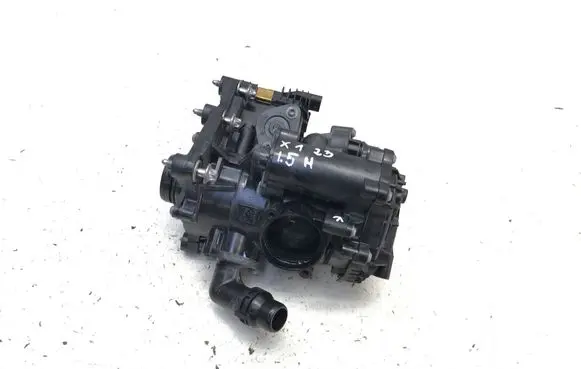 BMW X1 U11 Thermostat/thermostat housing 9096577