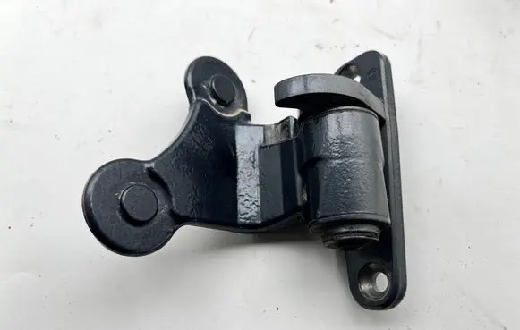 Mercedes-Benz E W212 Rear door lower hinge 