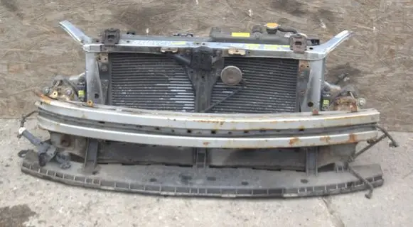 Subaru Impreza III Radiator support slam panel