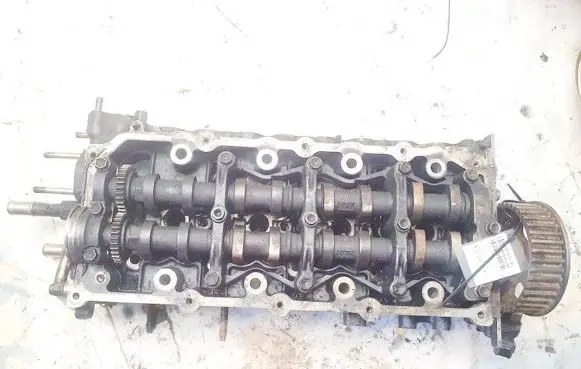 Toyota Corolla E120 E130 Engine head 