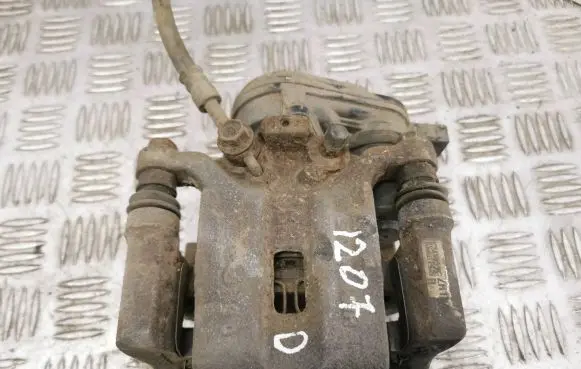 Hyundai Kona I Rear brake caliper