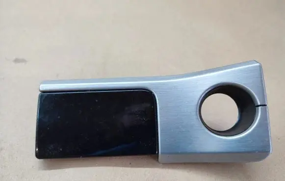 Volkswagen Touareg I Dashboard glove box trim 7L6857240