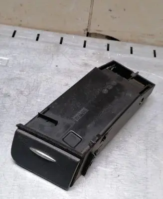 Mercedes-Benz E W211 Panel drawer/shelf pad A2116801952