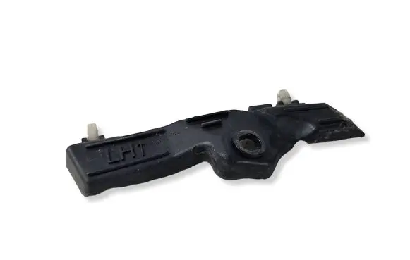 KIA Sorento Front bumper mounting bracket 865132P500