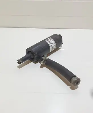Saab 9-5 Headlight washer pump 90508709 19222