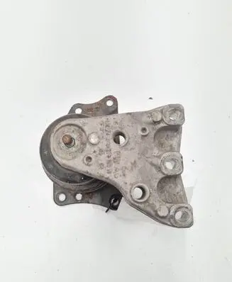 Volkswagen Polo IV 9N3 Engine mount bracket 6Q0199262AF