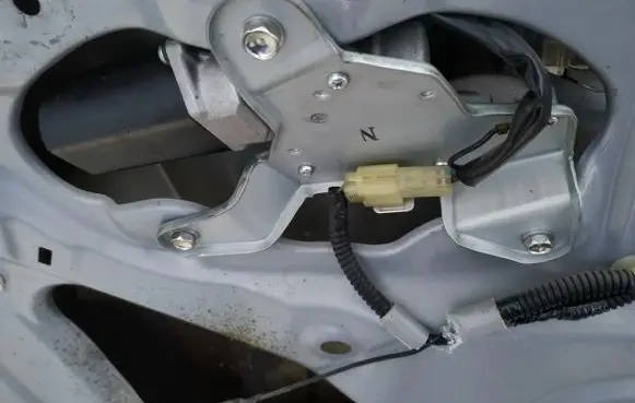 Honda Jazz Rear window wiper motor