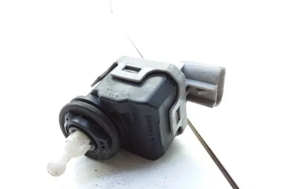 Opel Astra G Headlight level adjustment motor 00787830 90590665