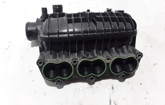 Ford Fiesta Intake manifold CM5G9424FA