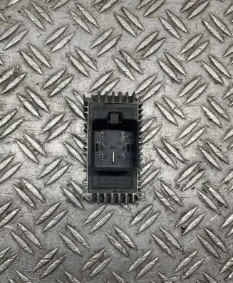 Opel Astra G Glow plug pre-heat relay