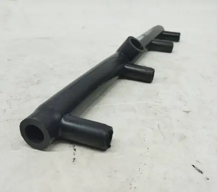 Breather/breather pipe/hose