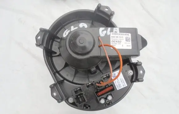 Mercedes-Benz GLA W156 Heater fan/blower A2469061601