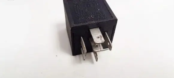 Volkswagen Polo III 6N 6N2 6NF Other relay 191955531 72wv006